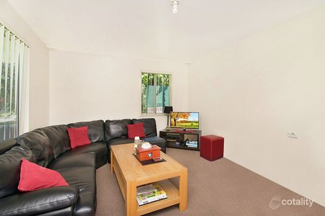 Property photo of 4 Kynan Close Lake Haven NSW 2263