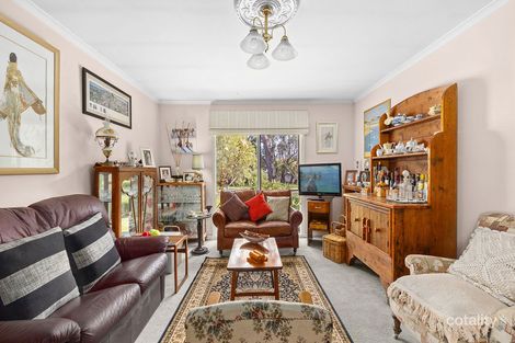 54 Hewitts Rd, Linton, VIC 3360