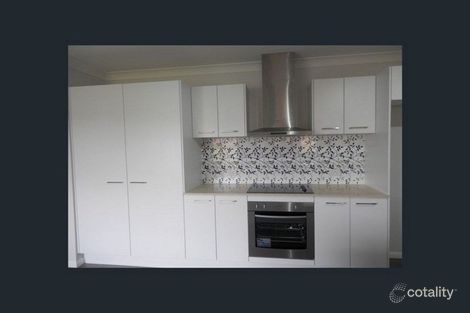 Property photo of 84 Sovereign Drive Deebing Heights QLD 4306