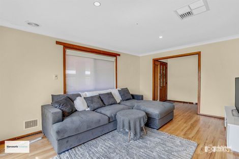 Property photo of 4 Maddox Place Parmelia WA 6167