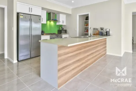 Property photo of 3 Ada Place Bowen QLD 4805
