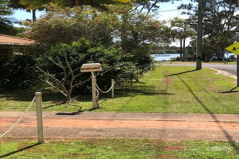 Property photo of 28 Esplanade Russell Island QLD 4184