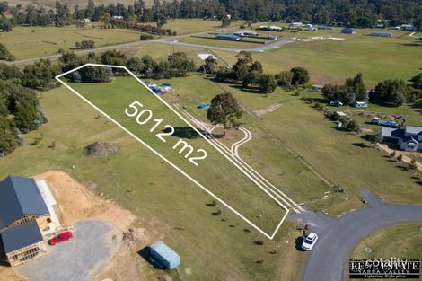 15 Waters Pl, Buxton, VIC 3711