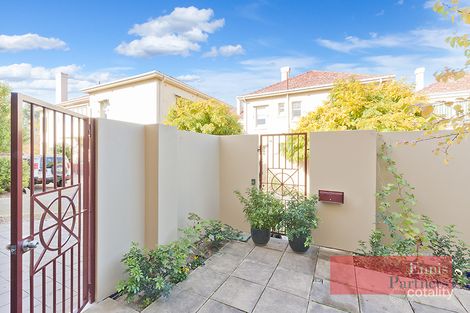 Property photo of 10 Wellington Close North Adelaide SA 5006