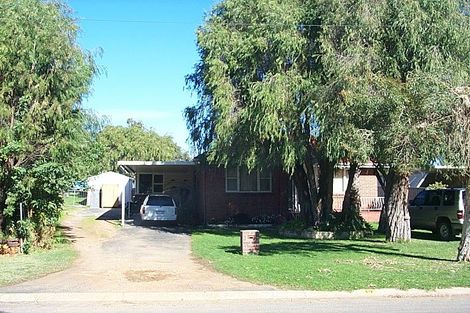 17 Sungrove Ave, East Bunbury, WA 6230