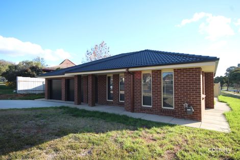 Property photo of 6 Blakemore Avenue Ashmont NSW 2650