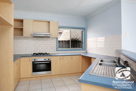 Property photo of 5 Berrimah Place Tarneit VIC 3029
