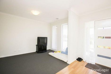 Property photo of 11 Yorkshire Drive Cranbourne North VIC 3977