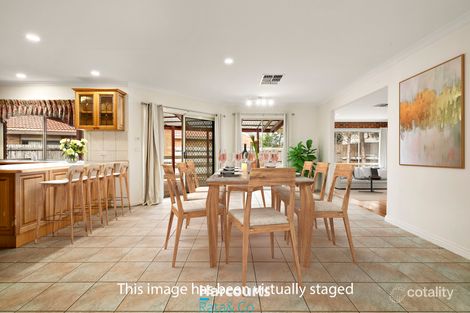 Property photo of 5 Platypus Place South Morang VIC 3752