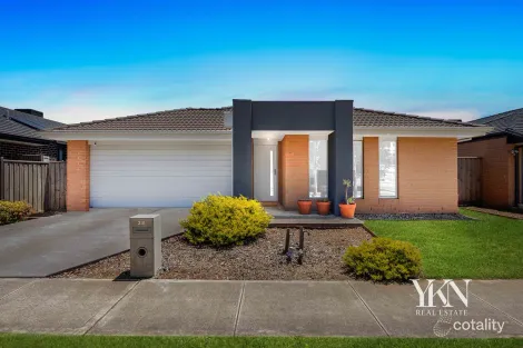 Property photo of 28 Braeburn Place Werribee VIC 3030