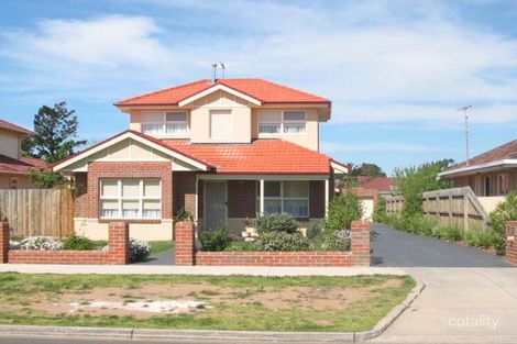 1/12 Renown St, Essendon North, VIC 3041