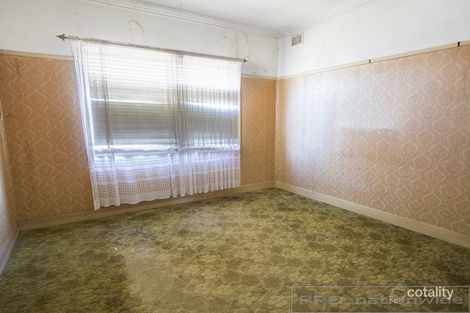 Property photo of 18 Melbourne Street East Maitland NSW 2323