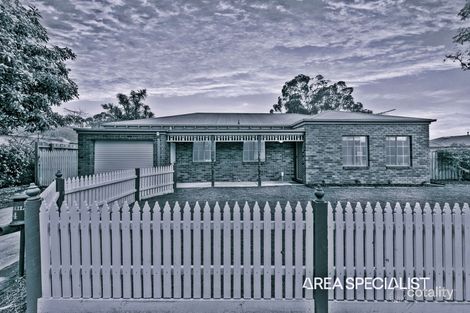 Property photo of 4 Magdalena Place Berwick VIC 3806