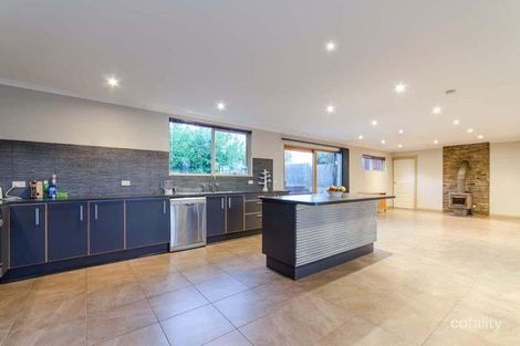 5 The Crest, Frankston South, VIC 3199