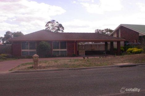 Property photo of 6 Underbank Boulevard Bacchus Marsh VIC 3340