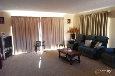 1/17 Bartlett Gr, Newnham, TAS 7248