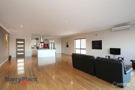 Property photo of 71 Pinoak Drive Yarra Glen VIC 3775