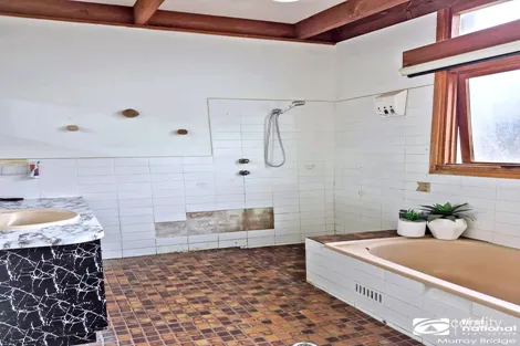 Property photo of 53 McHenry Street Murray Bridge SA 5253