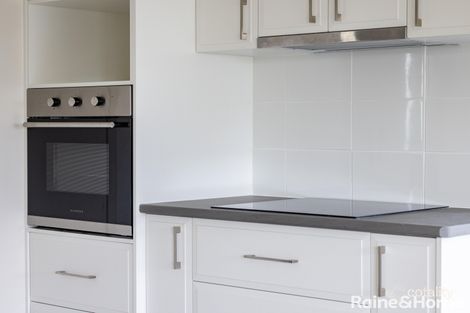 Property photo of 25 Commonwealth Street West Bathurst NSW 2795