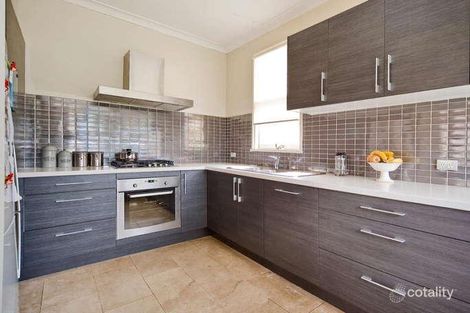 Property photo of 76 Surfview Road Mona Vale NSW 2103