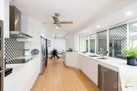 Property photo of 71 McConnell Crescent Brookfield QLD 4069
