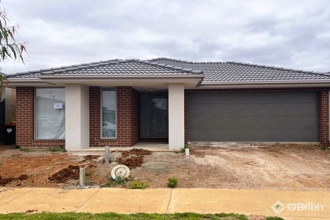 48 Eaglemont Dr, Strathtulloh, VIC 3338