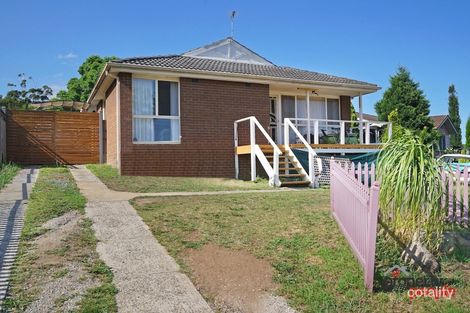 Property photo of 34 Grevillea Crescent Macquarie Fields NSW 2564