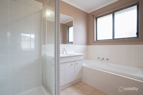 Property photo of 2 Pace Circuit South Morang VIC 3752