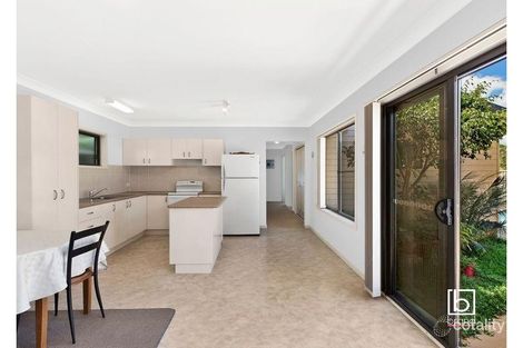 Property photo of 32 Ocean Street North Avoca NSW 2260