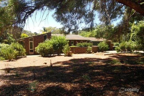 17 Cook Pl, Lesmurdie, WA 6076