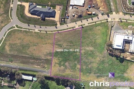 6-8 Stylebawn Dr, Berwick, VIC 3806