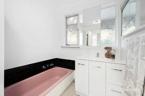 Property photo of 27 Thomas Street Thomastown VIC 3074