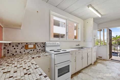 Property photo of 8/30 Powell Crescent Coolangatta QLD 4225