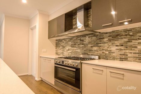 Property photo of 32 Neon Avenue Mount Duneed VIC 3217