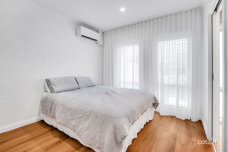 Property photo of 4 Holdsworth Street Ascot Vale VIC 3032