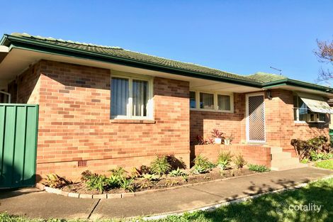 Property photo of 6 Quist Avenue Lurnea NSW 2170