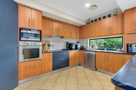 Property photo of 11 Scenic Road Kenmore QLD 4069