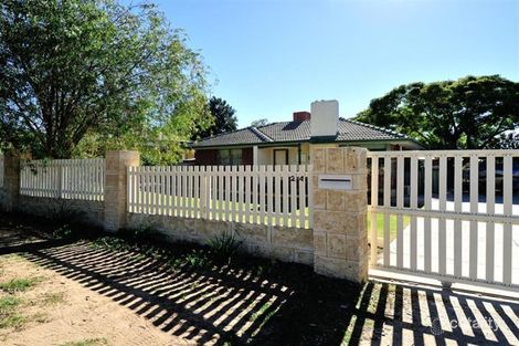 24 Counsel Rd, Coolbellup, WA 6163