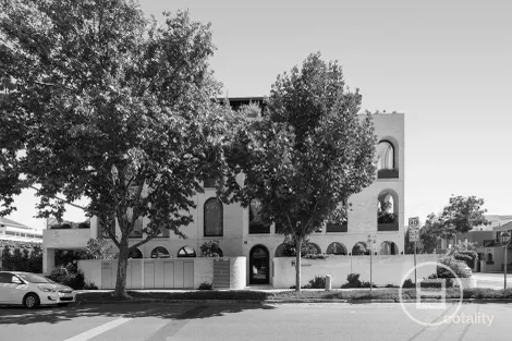 Property photo of 2 Hampden Road Armadale VIC 3143