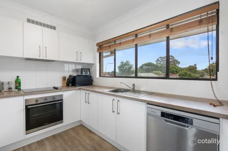 Property photo of 3/12 Oceanic Drive Mermaid Waters QLD 4218