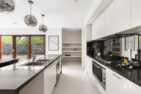 Property photo of 5 Travertine Crescent Doreen VIC 3754