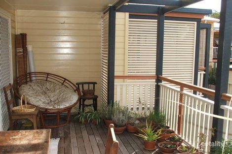 Property photo of 2/52 Tait Street Kelvin Grove QLD 4059