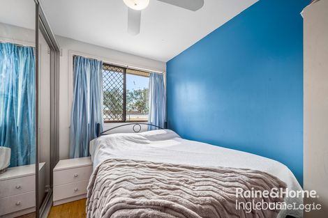 Property photo of 6 Rosemary Place Macquarie Fields NSW 2564