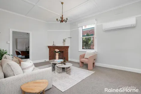 Property photo of 310A Stewart Street Bathurst NSW 2795