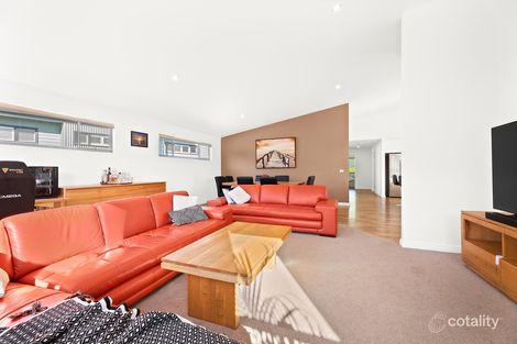 7 Renee Cres, Moruya Heads, NSW 2537