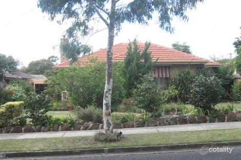 15 Hilltop Cres, Burwood East, VIC 3151