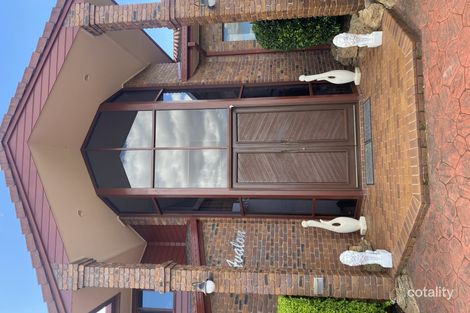 Property photo of 4 Freeman Court Kingaroy QLD 4610