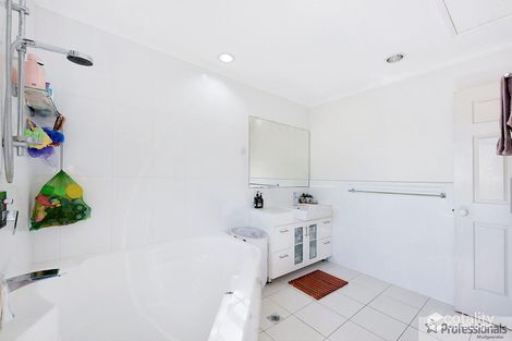 Property photo of 1/151 Pappas Way Carrara QLD 4211
