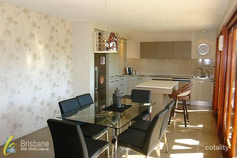 Property photo of 14 Roxburgh Street Kenmore QLD 4069