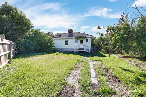 Property photo of 52 Grenfell Road Mount Waverley VIC 3149